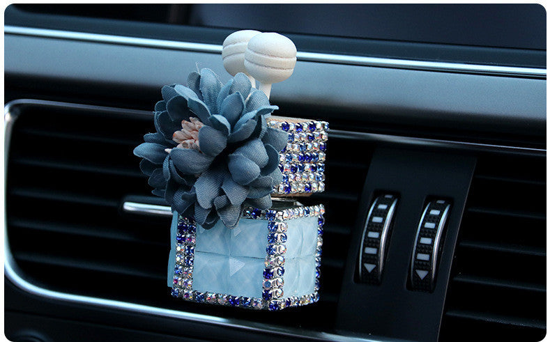 Car flower outlet perfume