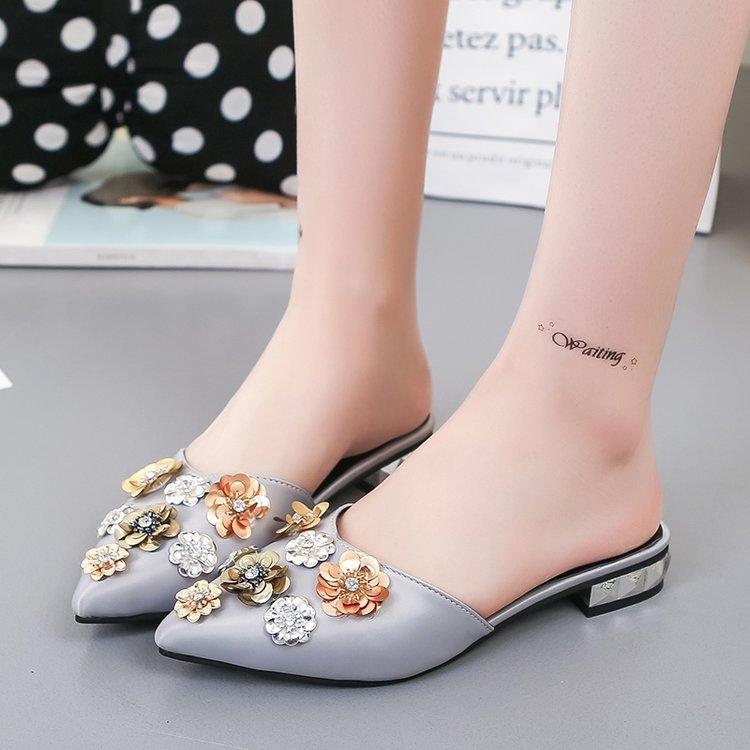 Foreign Trade Summer Pointed Sequin Flower Slippers Korean Casual Rhinestone Lazy Cloth Bread Head Sandals Large Size Wholesale - Cruish Home