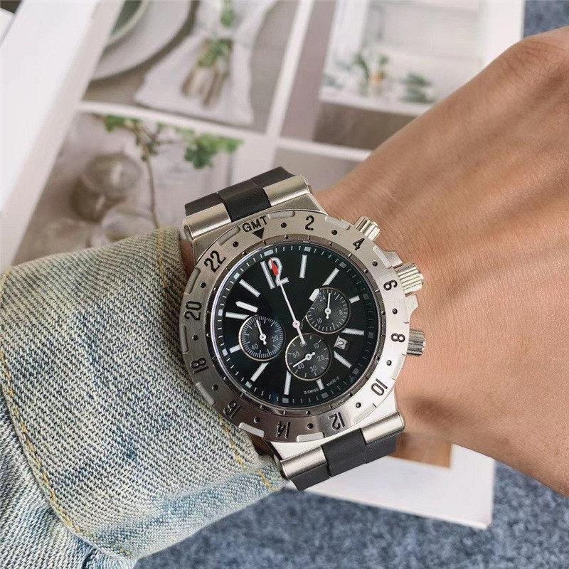 Fashion Swiss Luxury Quartz Men's Sports Watch